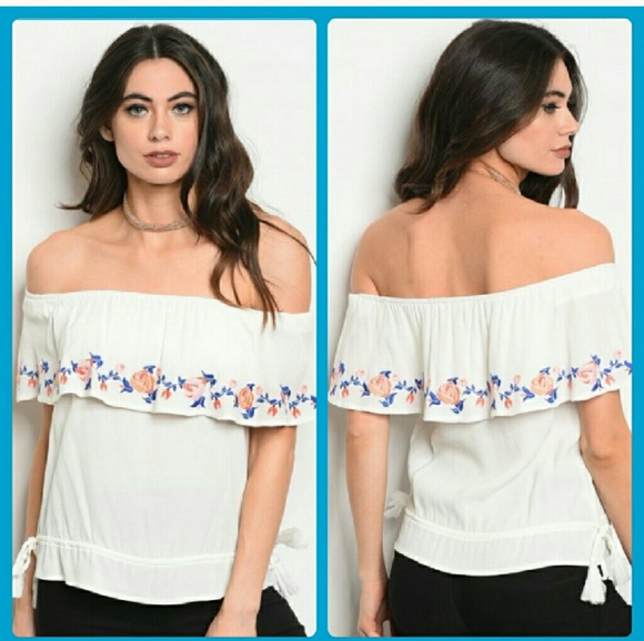 none Tops - Off the shoulder floral print shirt